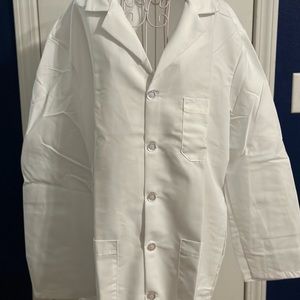 Professional White Lab Doctor Coat With Pockets